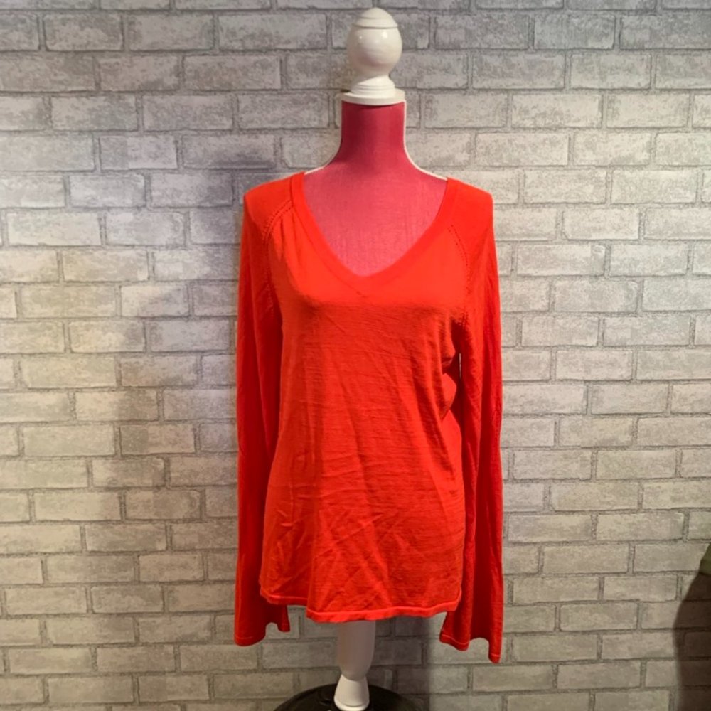 Krimson & Klover Women's V-Neck Sweater